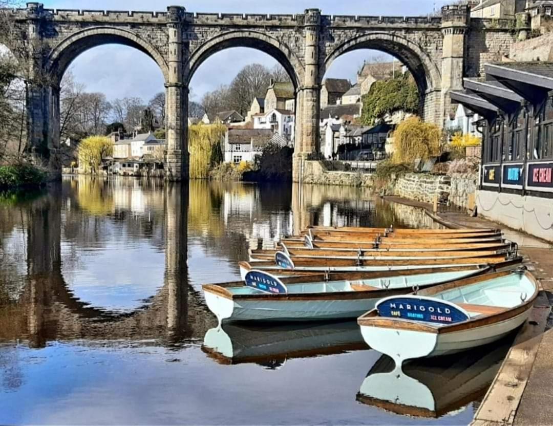 Castle Ings Jem Hotel Knaresborough Exterior photo